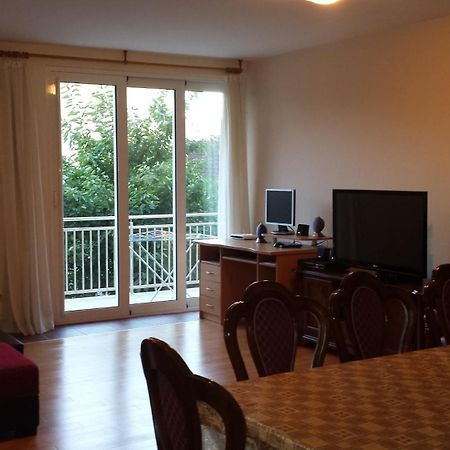 Apartments Milano Herceg Novi Zimmer foto