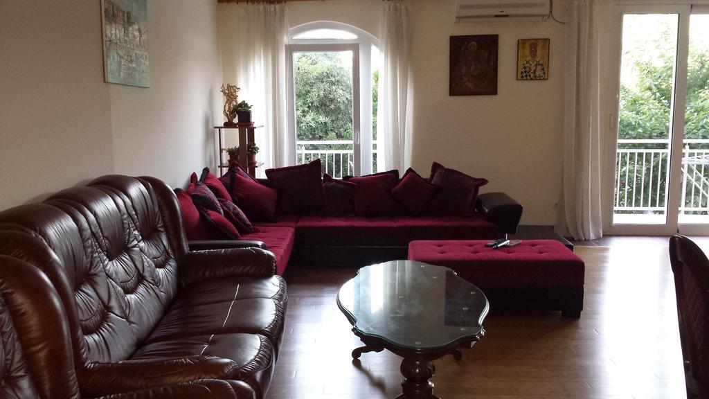Apartments Milano Herceg Novi Zimmer foto