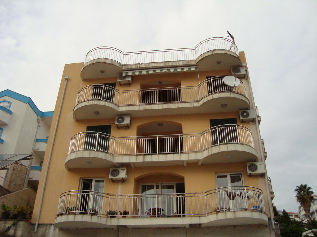 Apartments Milano Herceg Novi Zimmer foto